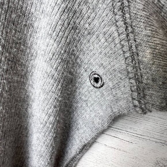 Quiksilver Top Womens SZ Small Gray Thermal Long Sleeve Cotton Blend Minimalist - Picture 8 of 16